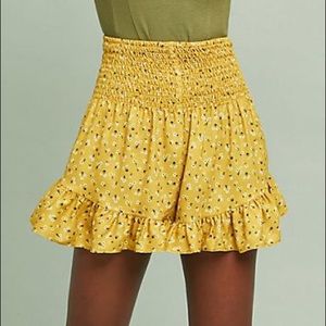 Precious! Anthropologie Smocked Floral Shorts Sz S